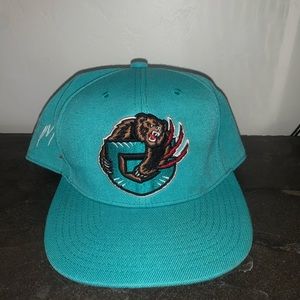 It is a Memphis grizzle’s hat and has a ha morant printed signature on the side.
